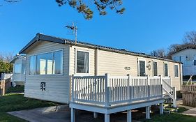 Relaxing Holiday Home Chickerell View Littlesea Haven