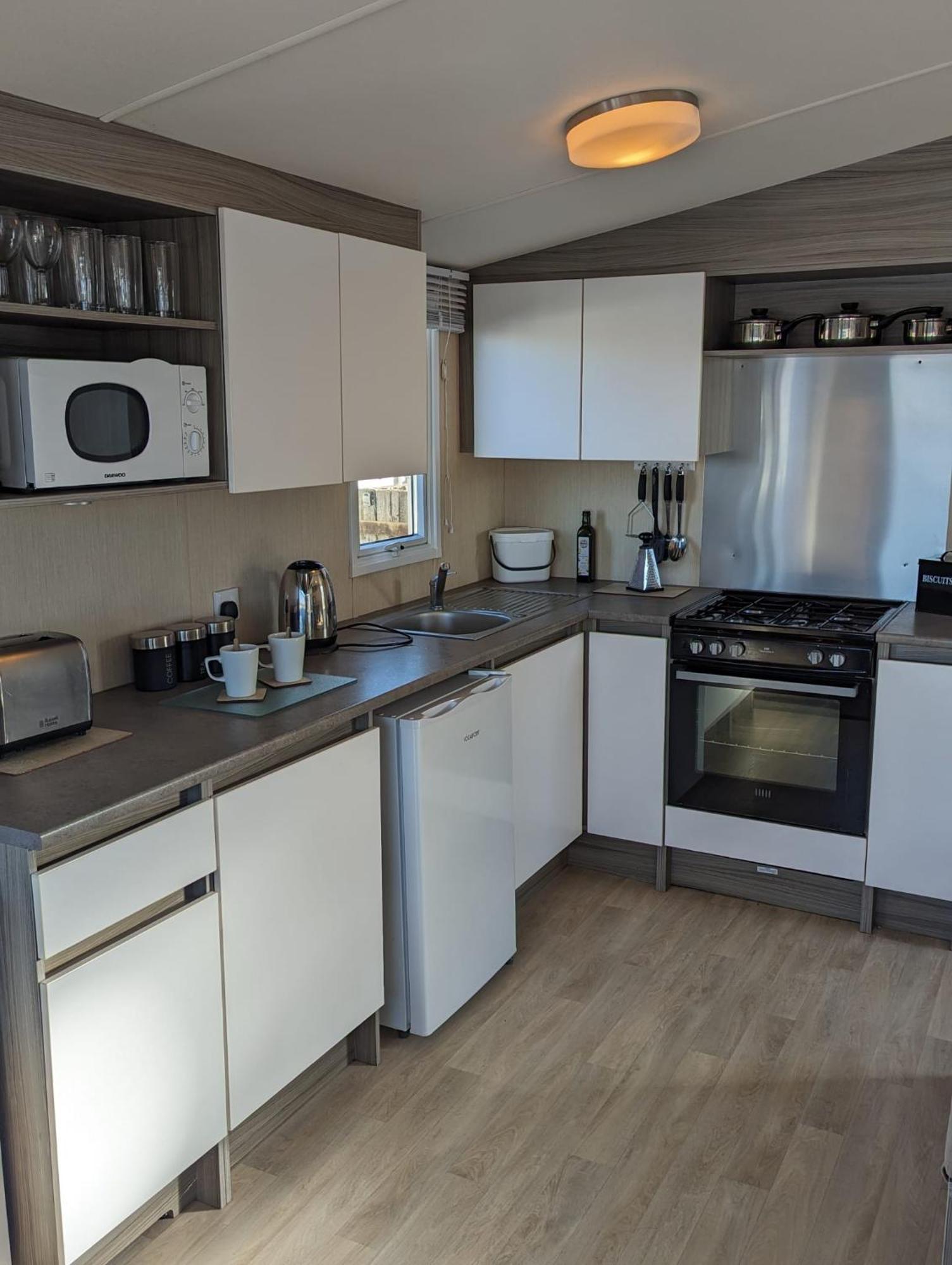 Relaxing Holiday Home Chickerell View Littlesea Haven Wyke Regis Exterior photo